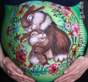Bellypainting Happy Easter